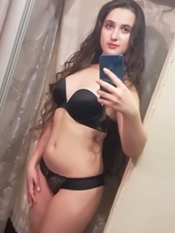 Виолетта Грудастая Блондинка